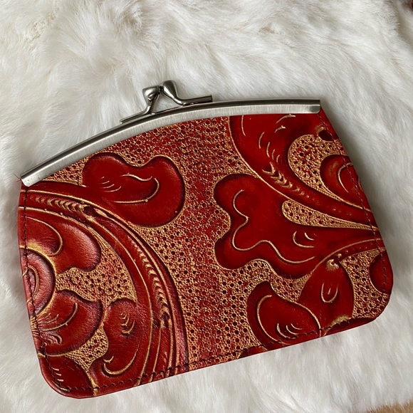 Like New Beautiful Vintage Wilson’s rare embossed Italian Leather 4 pc set. - Picture 2 of 14